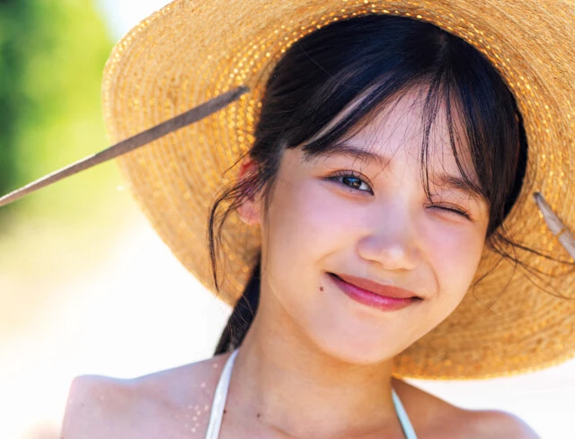 元現場監督＆現役OLのHカップ・堀みなみ「パチンコが大好きで、いつかホールで水着撮影したい」