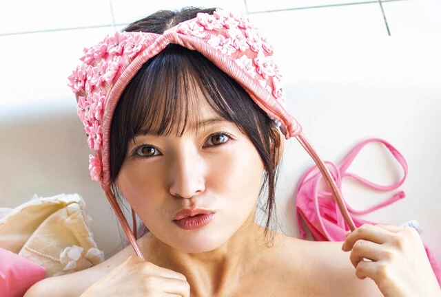 12歳でデビューして今回がラストグラビアの西永彩奈「これまでに買った水着や制服、競泳水着の金額は1000万円以上！」
