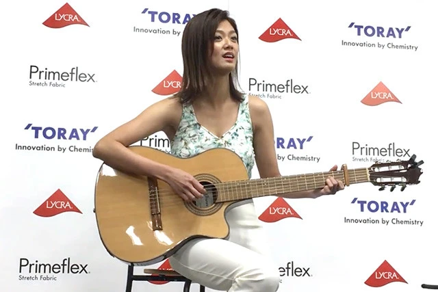 【動画】東レキャンペーンガールがアイリス・ウーに決定！　６言語で『上を向いて歩こう』を披露