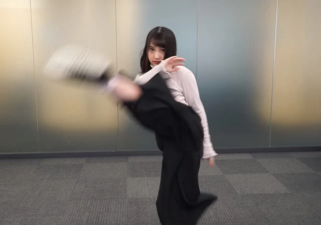 ミニマム美少女・郡司芹香さんが空手を披露！