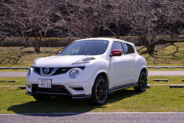 日産「ジューク」 昨年11月には日産のモータースポーツブランド「NISMO」のRSバージョンが登場!