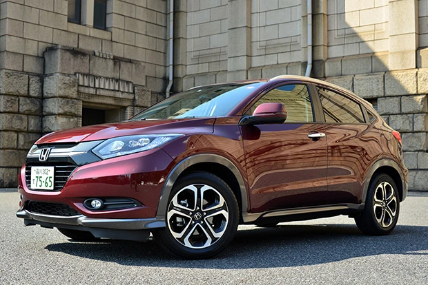 ホンダ「ヴェゼル」 フィット譲りのトランクと広々室内空間でライバルを圧倒!