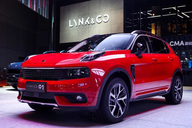 Lynk&Co 01 Lynk&Coの記念すべき量産1号車。こちらもボルボXC40がベースとなっている。わずか2分で6000台を売り上げた