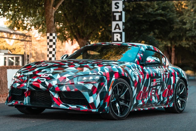 プロトタイプ登場でトヨタ開発者を直撃！　新型スープラは公道を走れるレースカーだ！