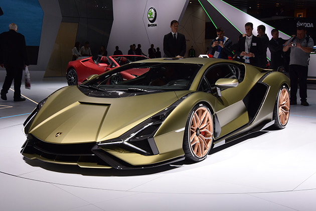 【第５位】ランボルギー　ニシアン　ＦＫＰ３７　ランボ初のハイブリッドカー。７８５ＰＳの６.５リットルＶ１２と３４ＰＳの電気モーターで８１９ＰＳを発揮