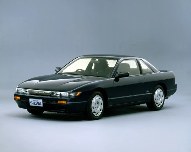 日産　シルビア。１９８８年に登場したＳ１３型シルビア。ＦＲスポーツクーペとして、今も走り屋に愛される名車