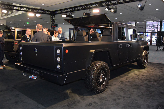 ピックアップトラックのＢ２は全長５２７０ｍｍ。Ｂ１、Ｂ２とも２２６７ｋｇの積載重量を実現している