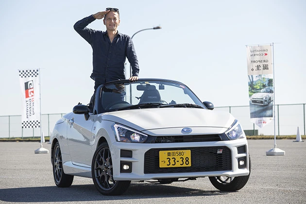即位パレードで話題沸騰のオープンカーにキミも乗ってみないか？　庶民が乗れる「ダイハツ・コペンＧＲ　ＳＰＯＲＴ」！