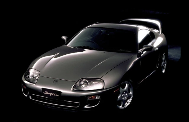 【3位】トヨタ「スープラ」(平成5年~平成14年) 中古価格は250万円前後。ターボモデルの個体はチューニングモデルが多い。新型登場で今後、どこまで値崩れするか注目