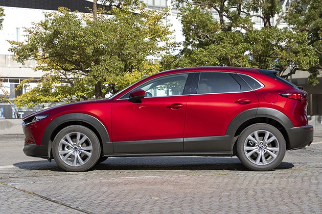 チェックポイント3 ボディは全長4395mm×全幅1795mm×全高1540mm。マツダのなかでCX-3とCX-5の間に位置