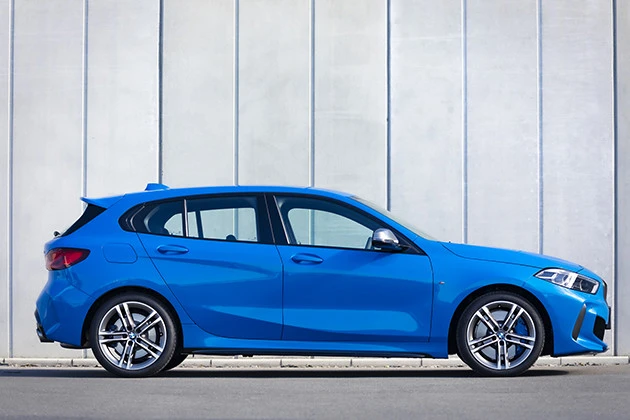 チェックポイント2 ホイールベースは2670mm、Aクラスより60mm短いが、パッケージ効率はまったく引けを取らないレベル