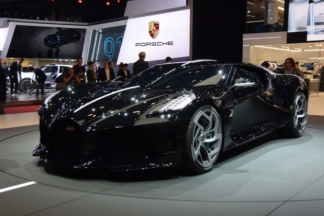 【第1位】ブガッティ ラ・ヴォアチュール・ノアール 性能も価格も桁違い。もちろん、約14億円は自動車史上最も高額