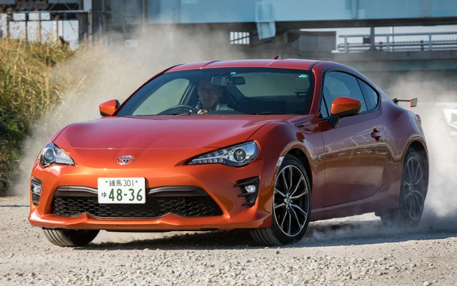 SUBARUとのコラボ車「86」 2012年にスバルとの共同開発により誕生したのがトヨタ86。GRカンパニーが手がけた限定モデルは即完売した