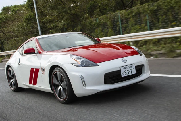 フェアレディZ 来春にも新型が登場予定。現行モデルのデビューは2008年で、価格は397万9800~651万9700円