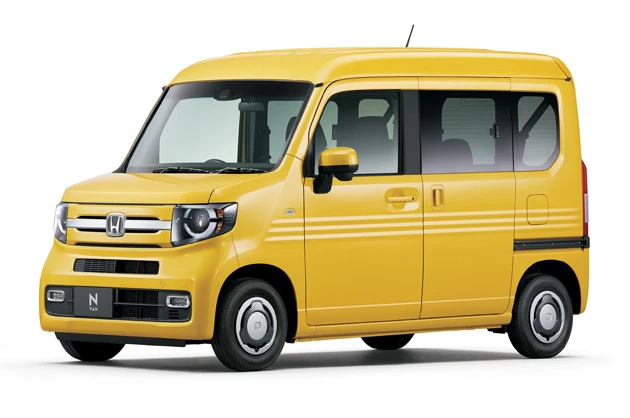 ホンダ N-VAN 価格:129万1400~183万2600円 2018年7月デビュー。車中泊ユーザーなどを魅了。ちなみにNAモデルには6速MTが設定されている
