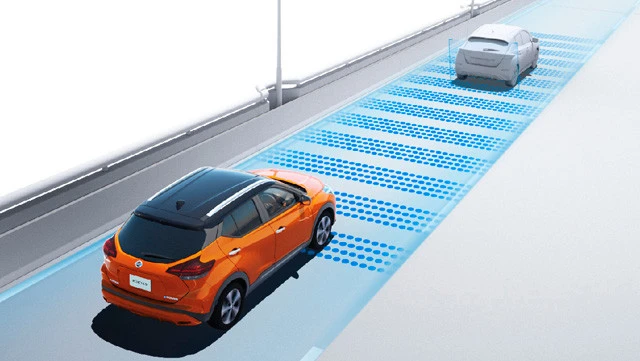 ミリ波レーダーを使う日産自慢の先進安全技術「プロパイロット」を全車標準