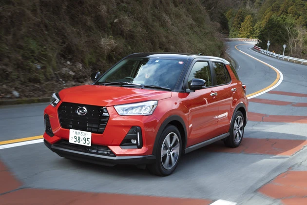 ロッキーGを箱根ターンパイクでガッツリ試乗。背高なSUVながら軽快にワインディングを駆け抜けた。その走りは圧巻のひと言