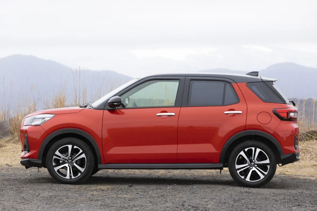 チェックポイント4 今回試乗したグレードはGの4駆モデル。ボディサイズは全長3995mm×全幅1695mm×全高162mm。最小半径5m