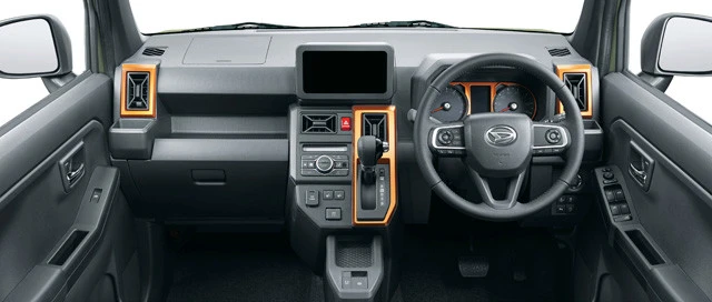 予防安全機能「スマートアシスト」も進化。全車標準装備。安全性能に手抜きナシ