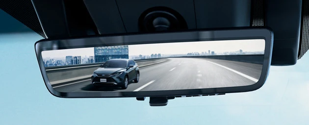 チェックポイント2 トヨタ車初となる走行中の前後の映像を録画可能とした「デジタルインナーミラー」を採用