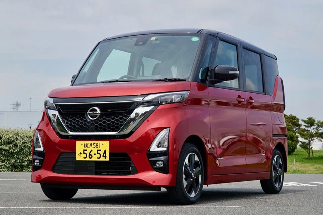 9位 日産「ルークス」価格:141万5700~206万6900円、目標値引き:10万円。3月に発売。日産が放つスーパーハイトワゴン。ハイウェイスターの顔は軽トップ級のイカつさ