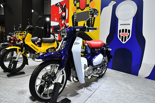 ＣＴ１２５ハンターカブのベース！　スーパーカブＣ１２５　１９５８年の初代デザインに原点回　帰しつつも灯火器類をオールＬＥＤ化するなど高級感アップ