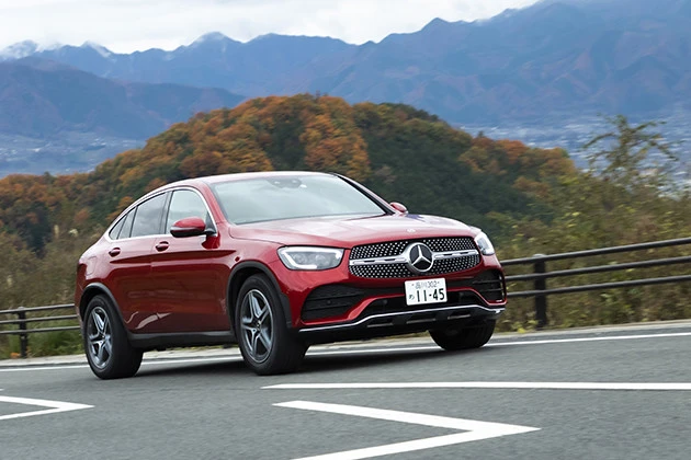 【第5位】GLC 220d 4MATIC Coupe Cクラスと基本メカニズムを共用するGLCのクーペ版。スタイリッシュなデザインと軽快な走りが魅力。価格721万円