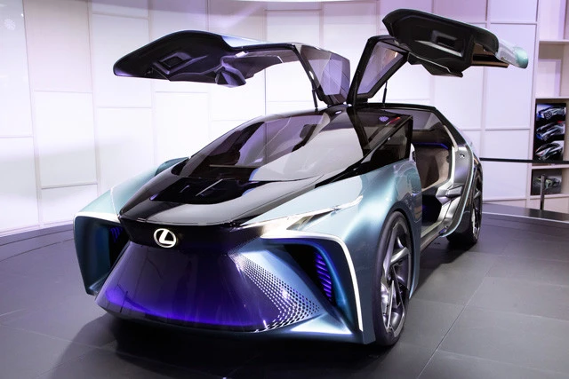過去最高の世界販売台数を記録した「レクサス」。最強プレミアムブランド・ドイツ勢にいつ勝てるか？