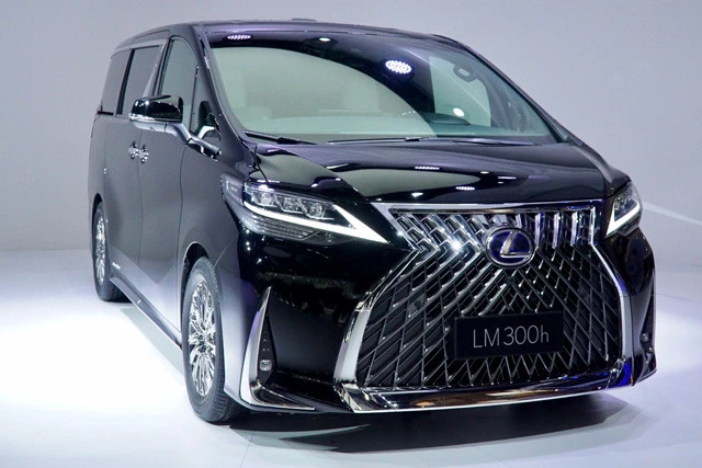 レクサス「ＬＭ　３００ｈ」中国では２月２４日より正式に発売開始。気になる価格は、最上級車が約２２９０万円。日本導入は未定