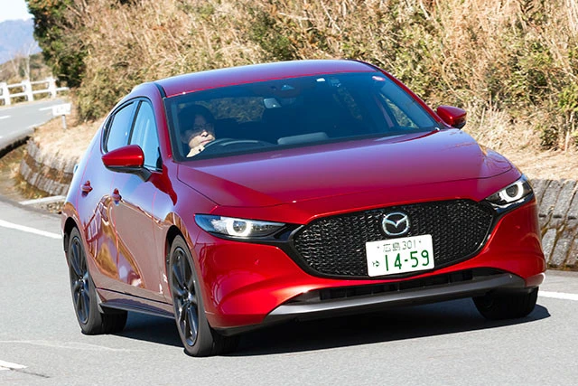 伊豆スカイラインを中心にスカイアクティブＸを搭載したマツダ３を、塩見がガッツリ＆びんびん試乗した！