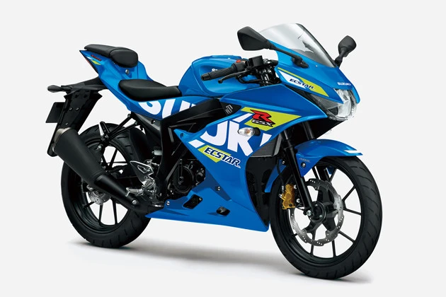 【絶頂バイク 第4位】スズキ GSX-R125 価格:41万5800円 発売:2021年1月 スクーターが中心を占める125ccクラスで、前後17インチホイールを装着するド硬派なスーパースポーツ。初心者にも安心のコンパクトさだ