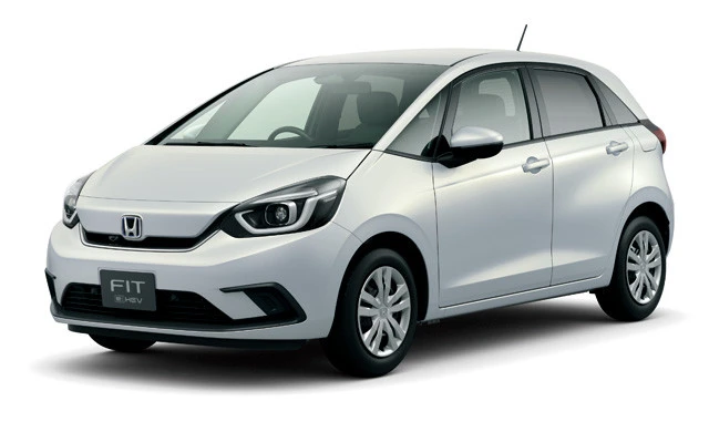 ホンダ「フィット」2020年2月発売、価格...155万7600~253万6600円、目標値引き額...7万円、お買い得グレード...1.3ホーム、2020年4~9月の平均販売8420台。乗り心地はいい。室内は予想外に広い。ラゲッジスペースへの荷物の積み込みも楽だ