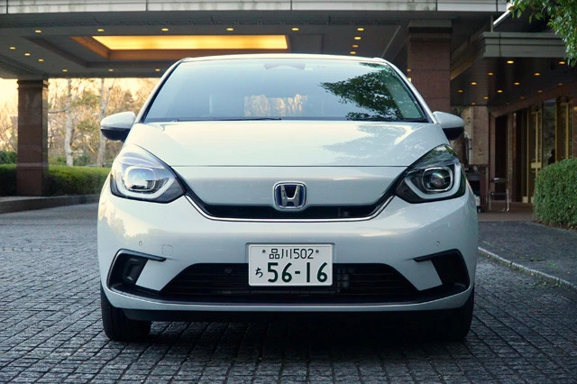 ホンダ「フィット」価格：１５５万７６００～２８６万６６００円、発売：２０２０年２月、値引き：８万円、リセール：Ｃ、ＷＬＴＣモード燃費：２９．４㎞／Ｌ