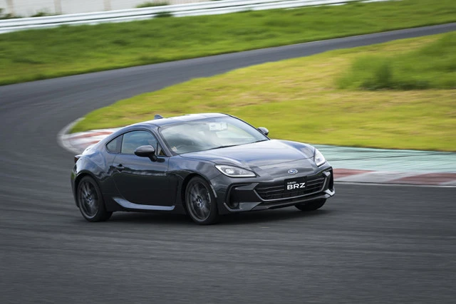 ９年ぶりにフルチェンのスポーツカーが予約販売開始！　２代目スバル「ＢＲＺ」のお買い得グレードはどれだ！？