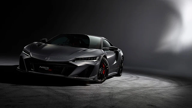 2022年7月に30台限定で発売予定の「NSX Type S」。2代目NSXの集大成とすべく、これまでのNSXを超えるパフォーマンスとデザインと追求した。ⒸHONDA