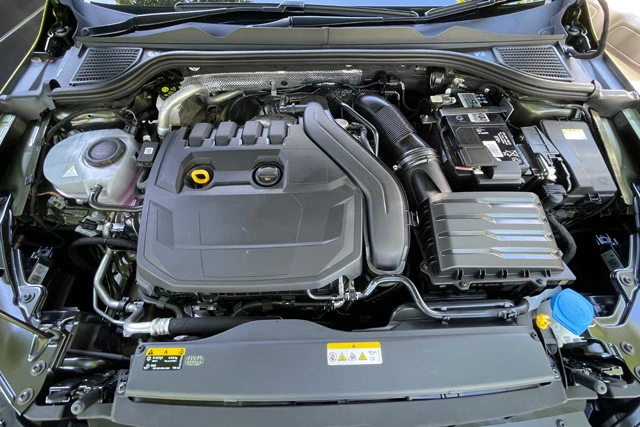 エンジンは２種類を用意。どちらも４８Ｖのマイルドハイブリッドシステムを搭載する１ＬＴＳＩと１．５ＬＴＳＩだ