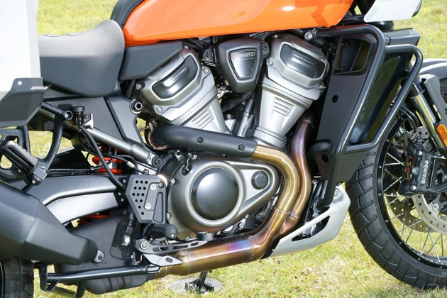 搭載エンジンは完全新開発のユニットで、最高出力は152馬力を誇る