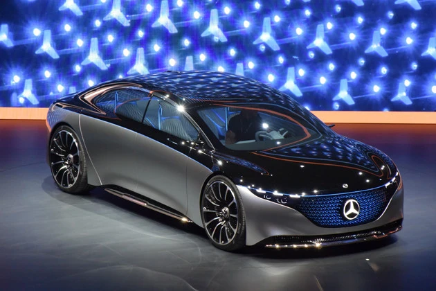 【推しの輸入EV4】メルセデス・ベンツ EQS 詳細は未発表 東京モーターショー2019でご開帳されて大きな話題を呼んだ「ヴィジョンEQS」。航続距離は最長700kmをマークする怪物カー。年内登場のウワサも