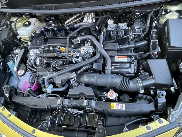 １．５Ｌの直３エンジンにハイブリッドシステム「ＴＨＳⅡ」を搭載。バイポーラ型のニッケル水素電池を新採用