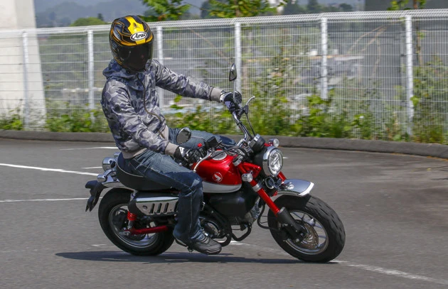 モンキー125 価格:40万7000~44万円 発売:2018年7月 50ccの神バイクだったモンキーの後継モデルとして2018年に登場したのが、原付二種のモンキー125だ