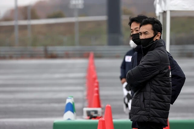 HRSカートクラスの特別講習会には佐藤琢磨校長とともにホンダ・レーシング(HRC)の渡辺康治社長も姿を見せた