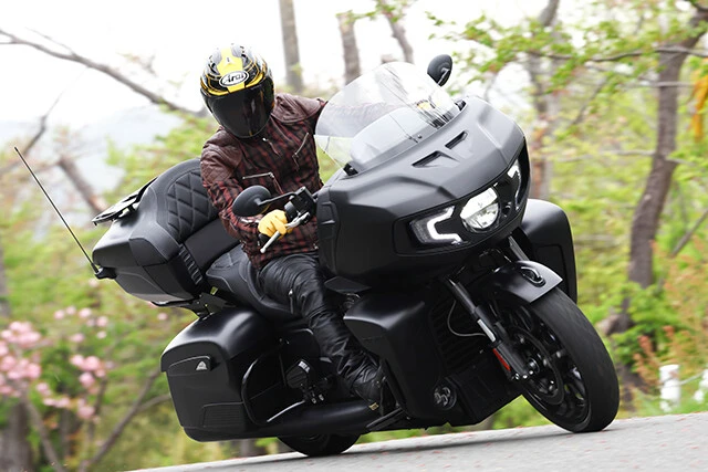 １位　インディアン　パースートダークホース　 価格３９８万９０００円～