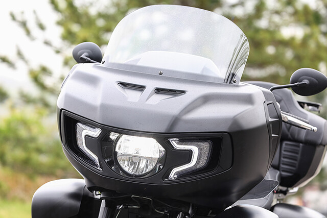 インディアン　パースートダークホース