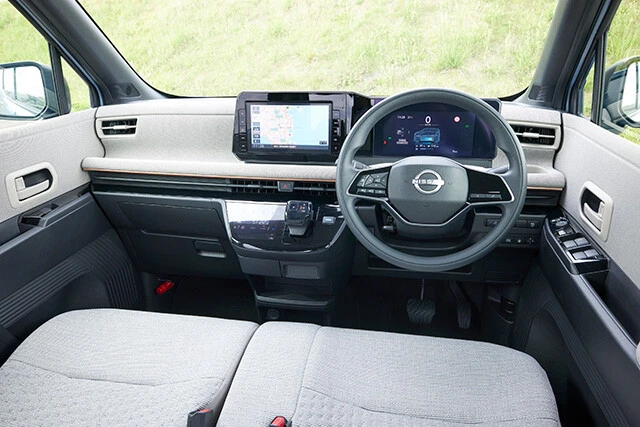 ９インチのディスプレイと７インチのメーターを統合したインターフェイスディスプレイを採用