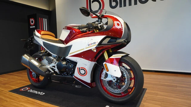 【第４位】ビモータＫＢ４　価格：４３７万８０００円　ビモータは１９７２年に創業したイタリアの高級バイクブランド。他社製のエンジンを使い、手組みで生産する