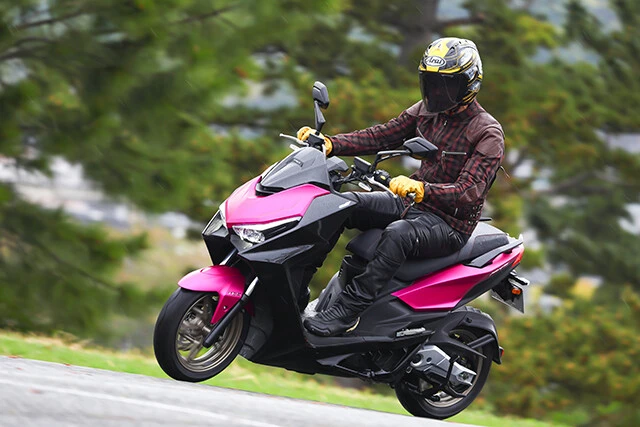 ４位　キムコ　ＫＲＶ１８０ＴＣＳ　価格５２万８０００円