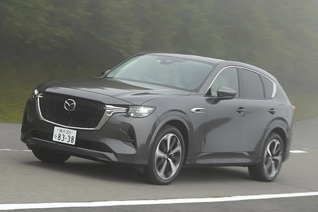 マツダ「CX‐60」価格：229万2000～626万4500円。CX-60は、マツダのラージ商品群第1弾。PHEVなどは12月以降に発売される予定だ。高級輸入SUVに負けない上質な走り