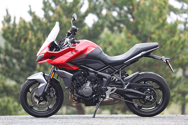 トライアンフ　タイガースポーツ６００