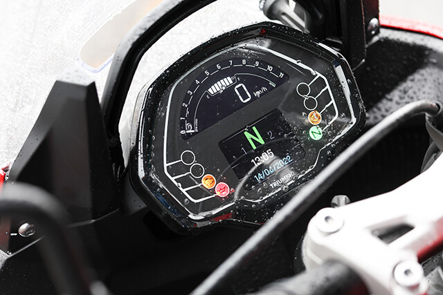 トライアンフ　タイガースポーツ６００