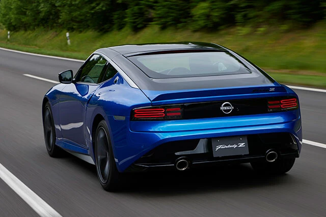 現代的なスポーツカーの走りを獲得し、どこから見てもフェアレディＺとわかる７代目は、新たなファンを獲得するはず